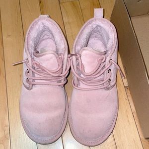 Women’s Pink Neumel Uggs
